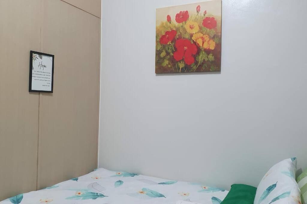 Cherolds Place Lovely 1 Bedroom Condo With Balcony 马尼拉 外观 照片