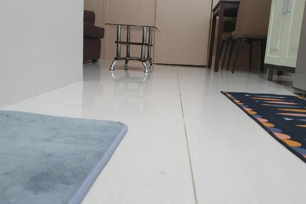 Cherolds Place Lovely 1 Bedroom Condo With Balcony 马尼拉 外观 照片